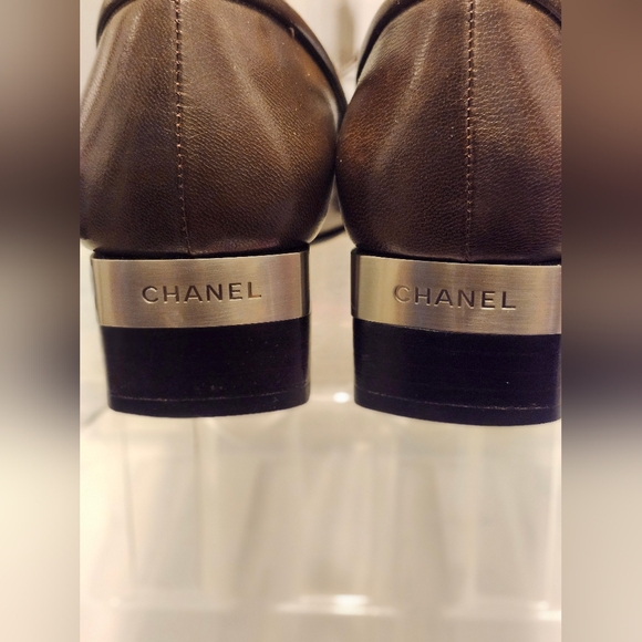 Womens CHANEL low pump in milk chocolate color - Picture 6 of 11